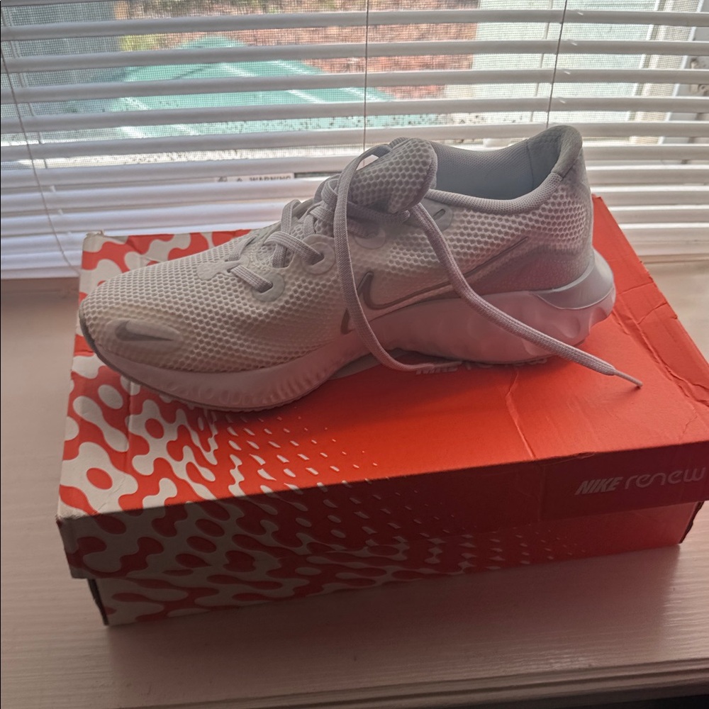 Nike Renew Light Gray Sneakers - Picture 2 of 3